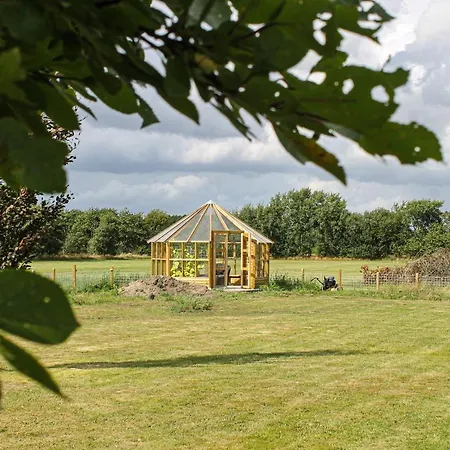 Sunbjerre Bed & Breakfast *